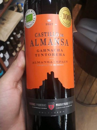 Rượu vang tây ban nha Castillo De ALMANSA Garnacha Tintorera